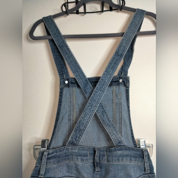 Free People (Size 25) Medium Wash Distress Side Button Zip Denim Jean Overvalls - Picture 14 of 16